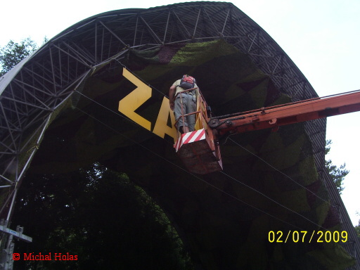 073      u  bude viset i A    